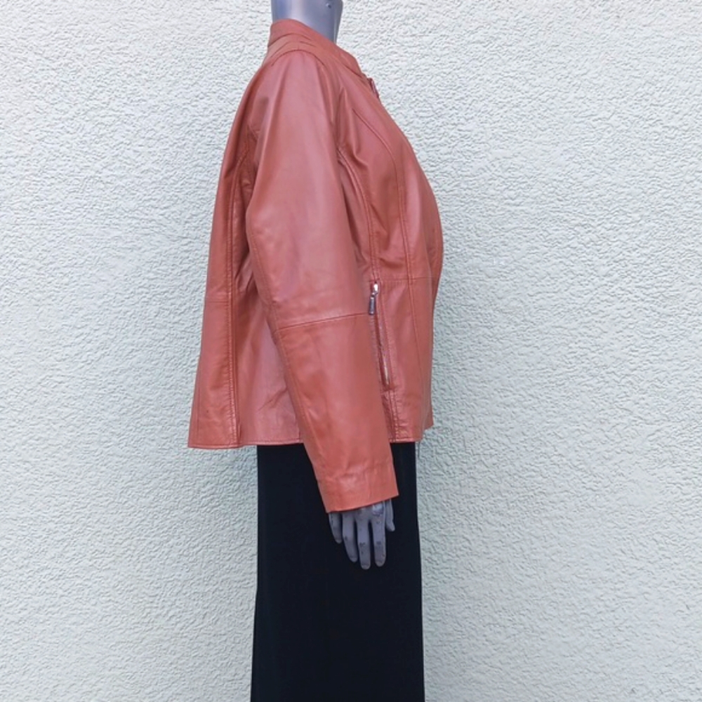 JESSICA LONDON GENUINE LEATHER FULL ZIP LUX JACKET (Pakistan) - Picture 6 of 17